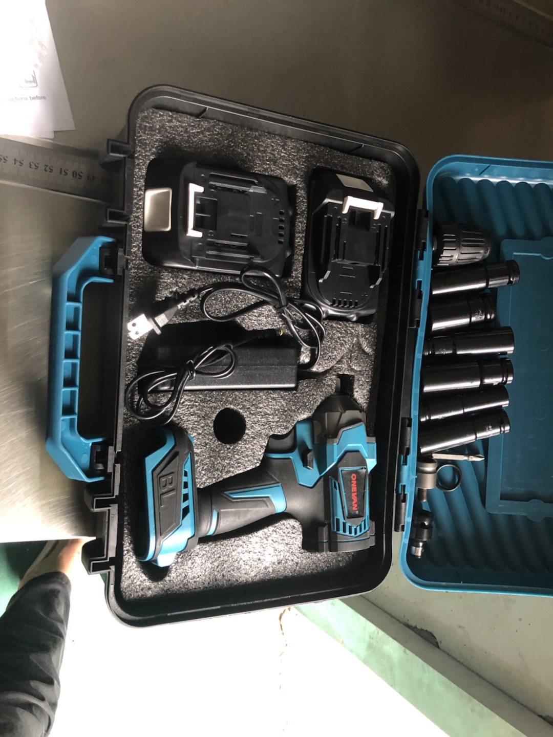 Klucz udarowy elektryczny bezs – Power Tools Electrical recenzja i cena
